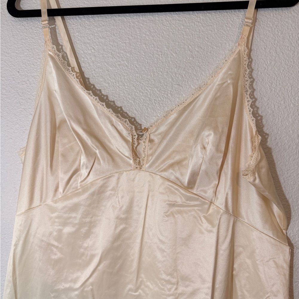 Vanity Fair Cream Slip Dress - Picture 4 of 5